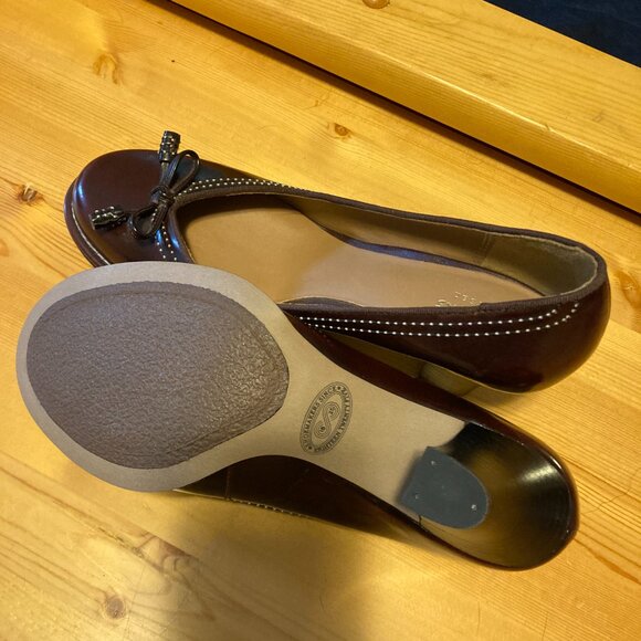 Stunning Clarks Artisan leather pumps. - Picture 3 of 3